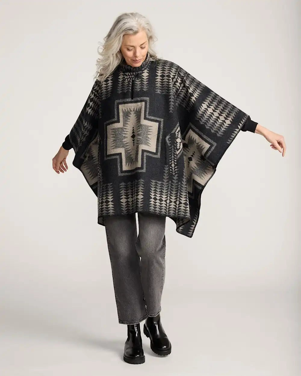 WOMEN'S HARDING WOOL PONCHO