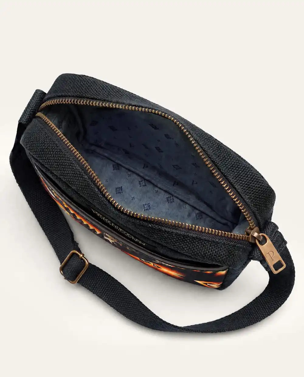 TRADITIONS UTILITY CROSSBODY
