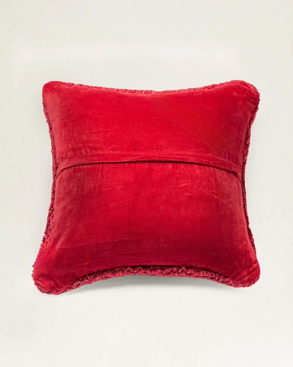 PLUSH BUFFALO HOOKED SQUARE PILLOW