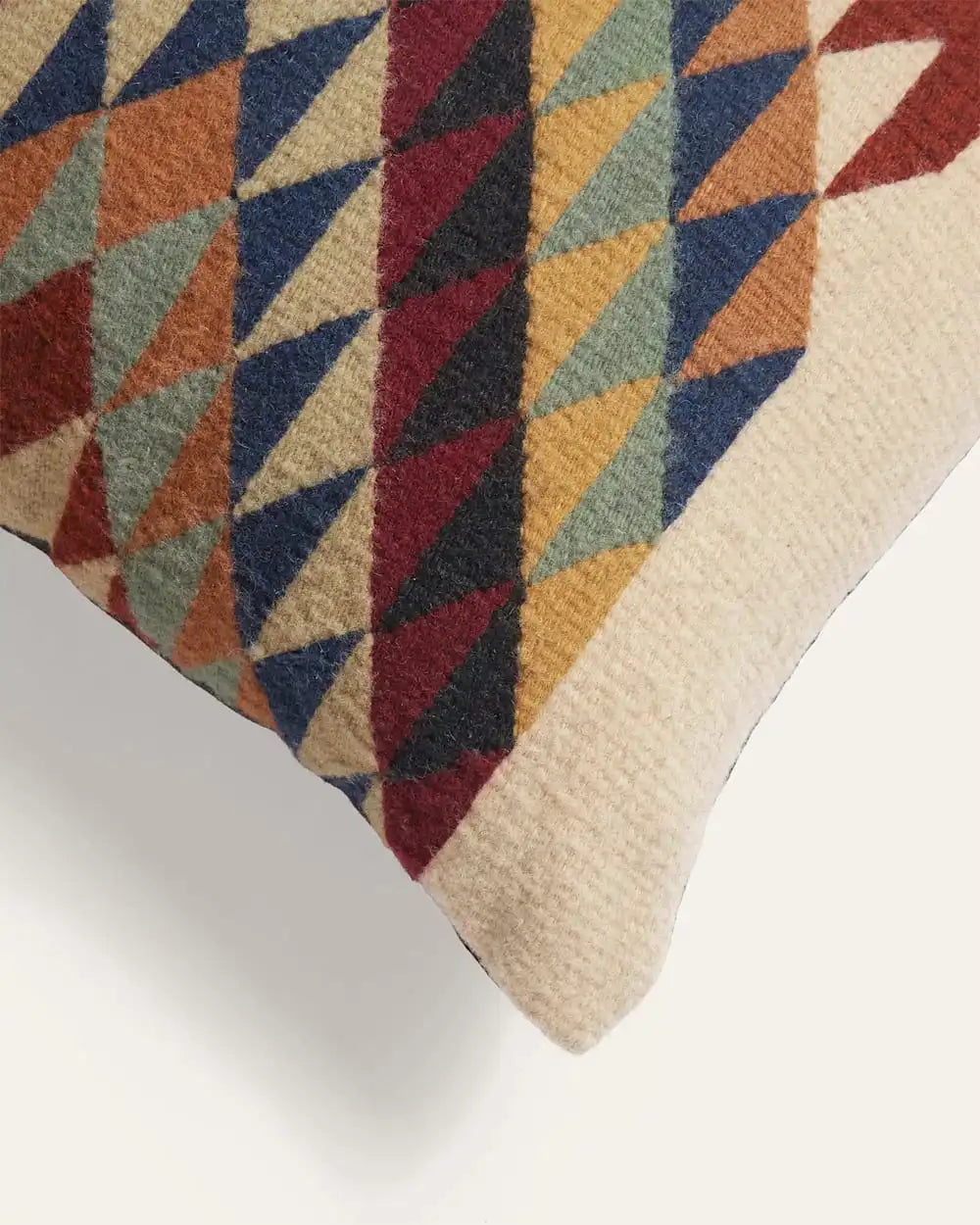 GATEWAY CANYON LUMBAR PILLOW