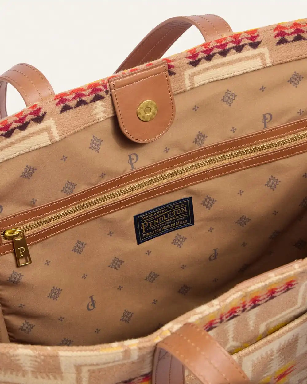 LOOK WEST WIDE TOTE
