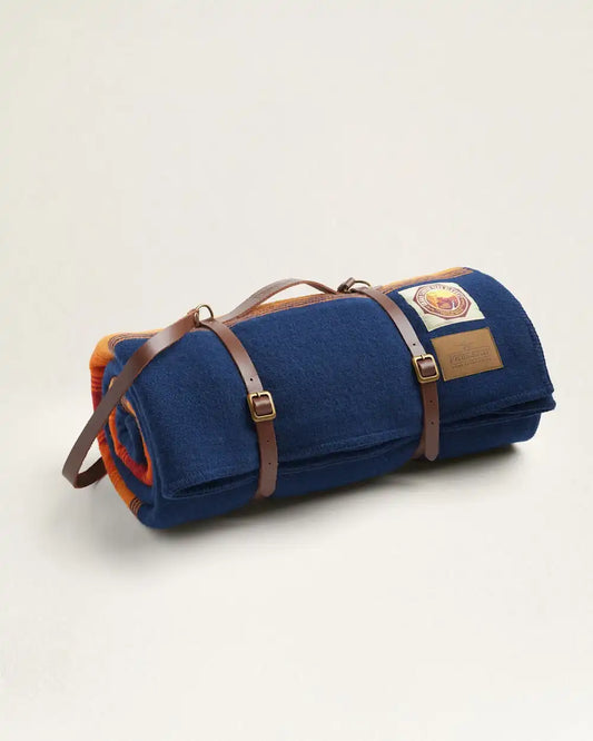 GRAND CANYON NATIONAL PARK THROW WITH CARRIER