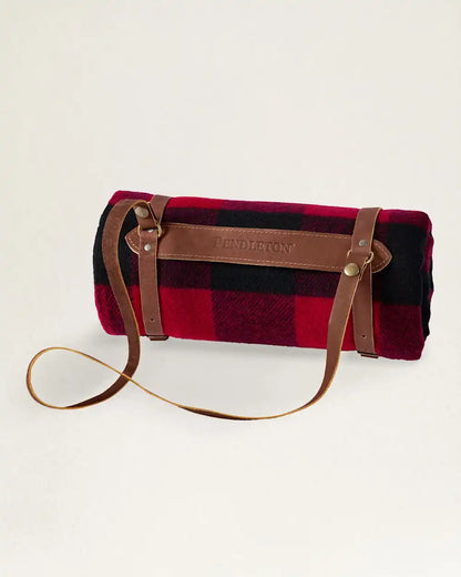 MOTOR ROBE THROW WITH LEATHER CARRIER