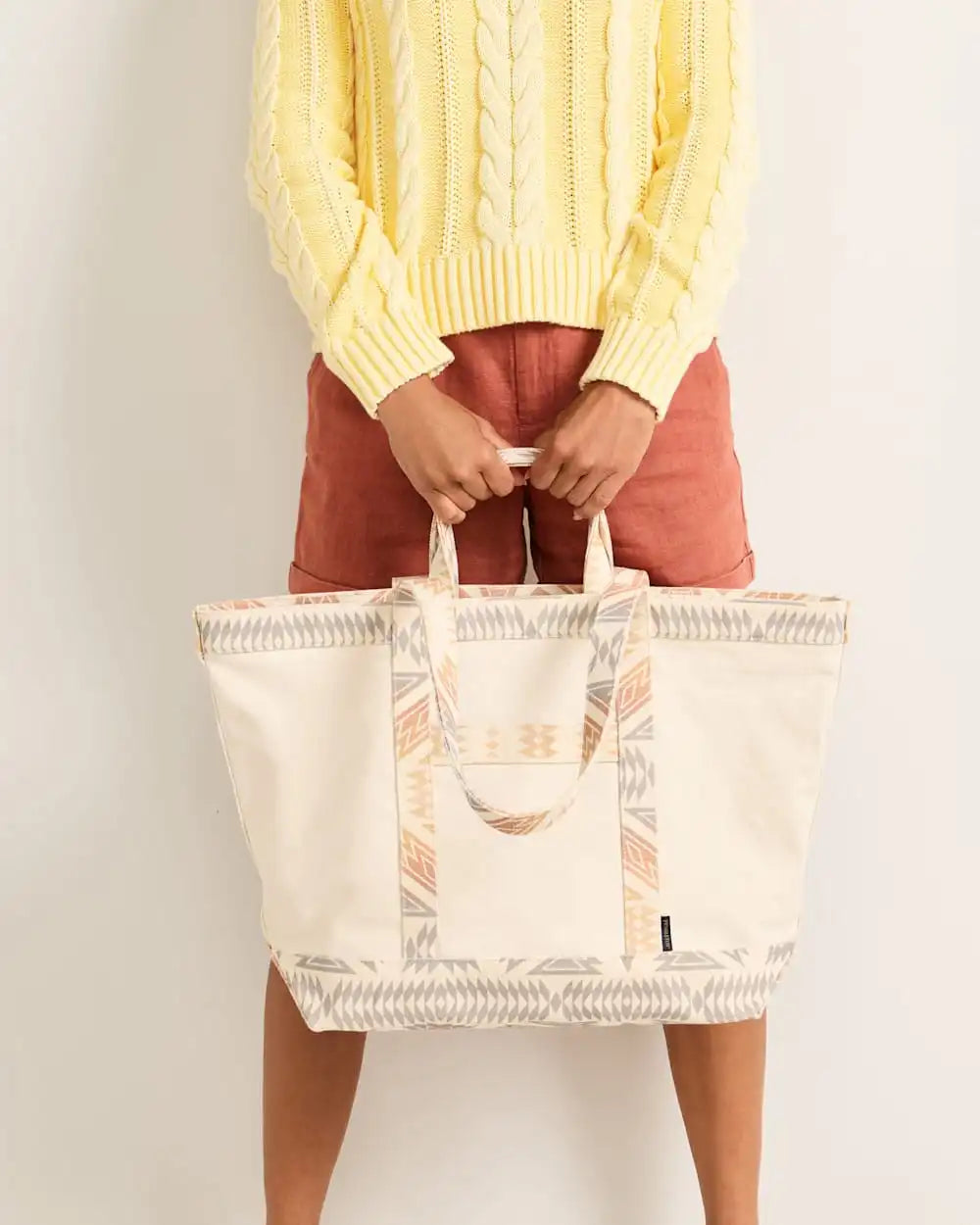 ASTORIA CANVAS LARGE TOTE