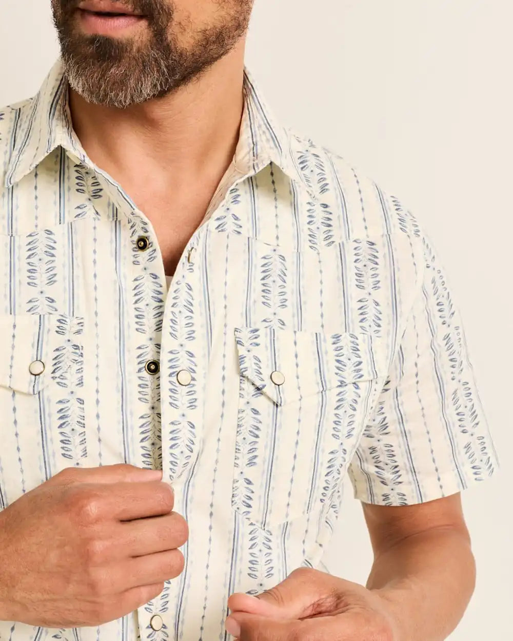MEN'S SHORT-SLEEVE LARAMIE SNAP-FRONT SHIRT