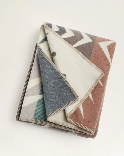 AGATE BEACH THROW