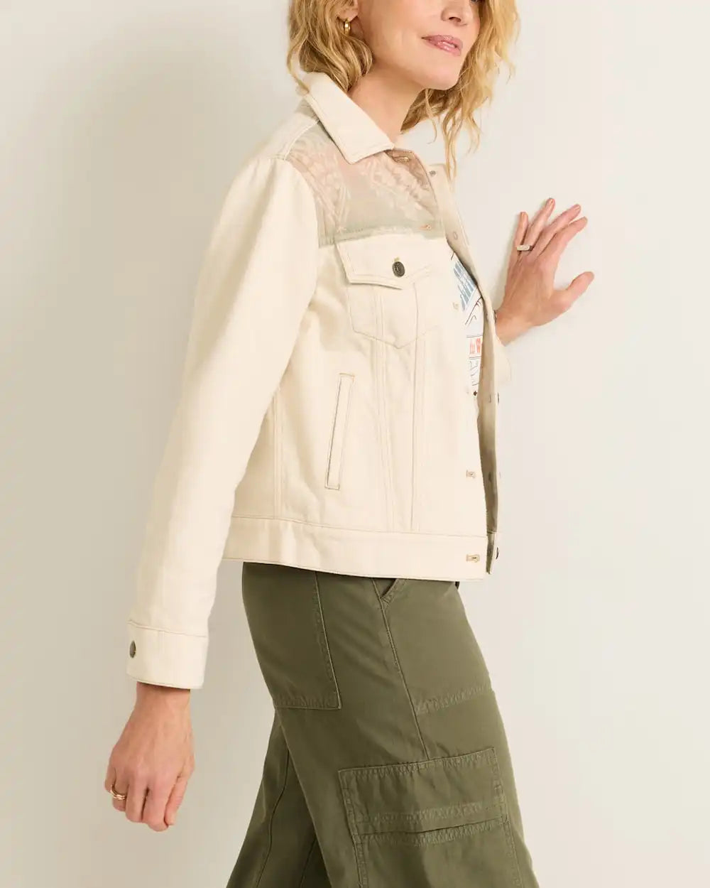 WOMEN'S DENIM TRUCKER JACKET