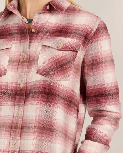 WOMEN'S PLAID PERFECT TWO POCKET FLANNEL SHIRT