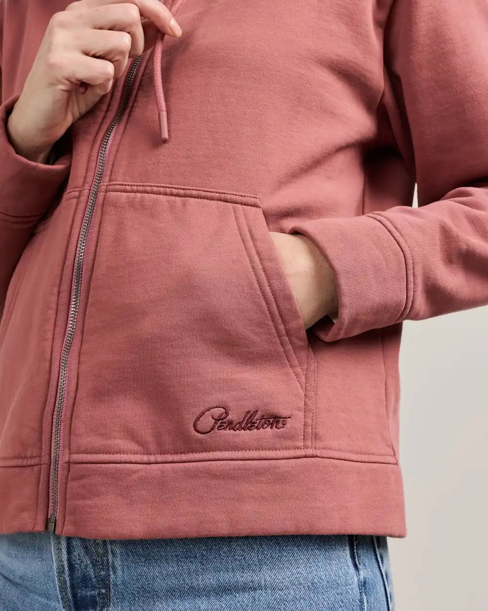 WOMEN'S EMBROIDERED GRAPHIC ZIP HOODIE