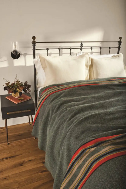 YAKIMA CAMP BLANKET