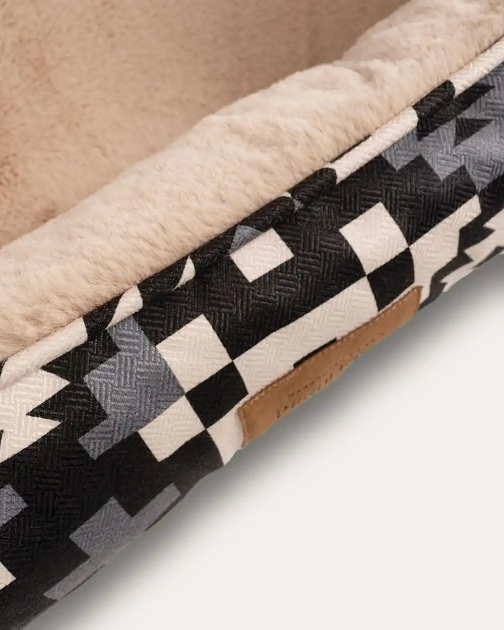 BLUE RIDGE PET BED - KUDDLER