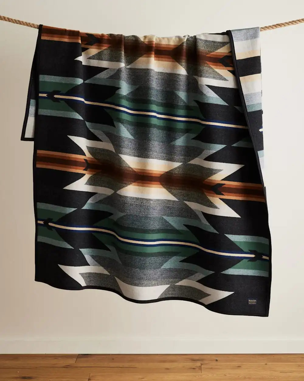 WYETH TRAIL BLANKET