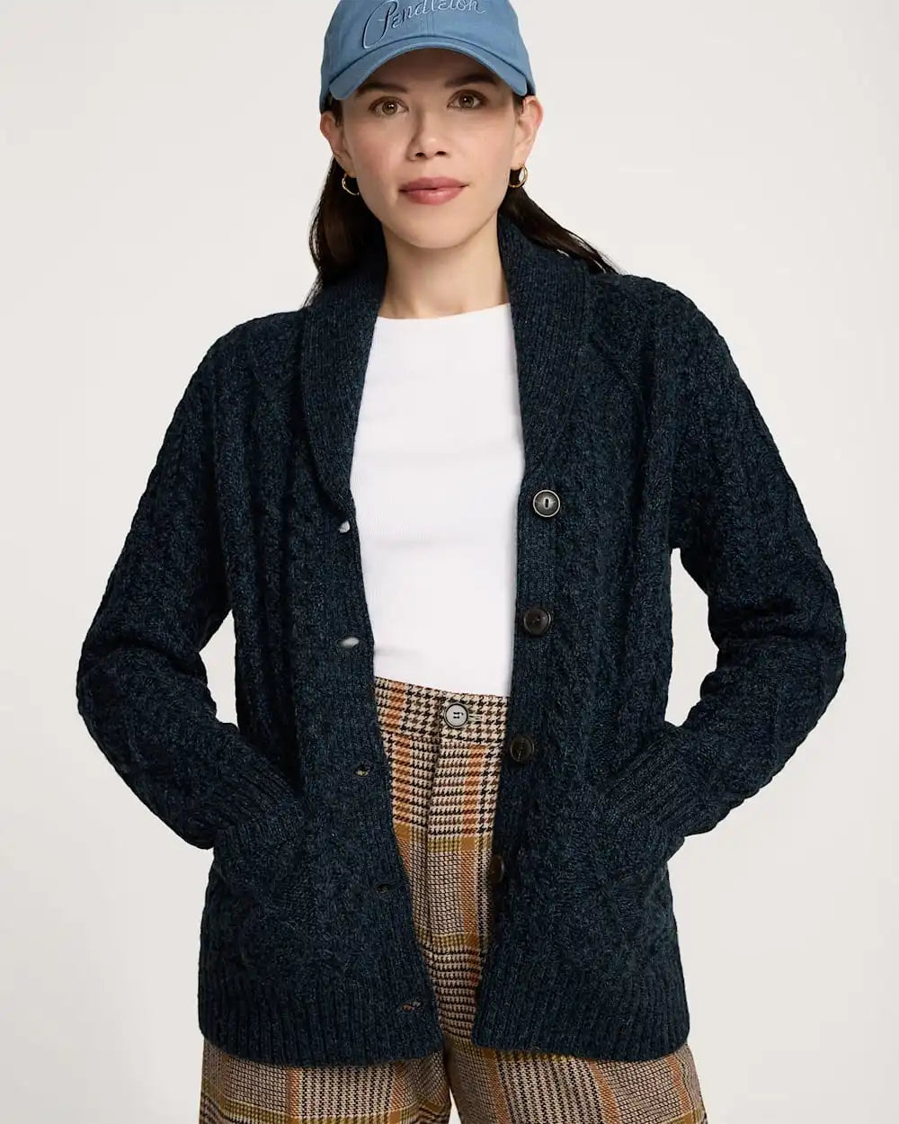 WOMEN'S FISHERMAN WOOL CARDIGAN