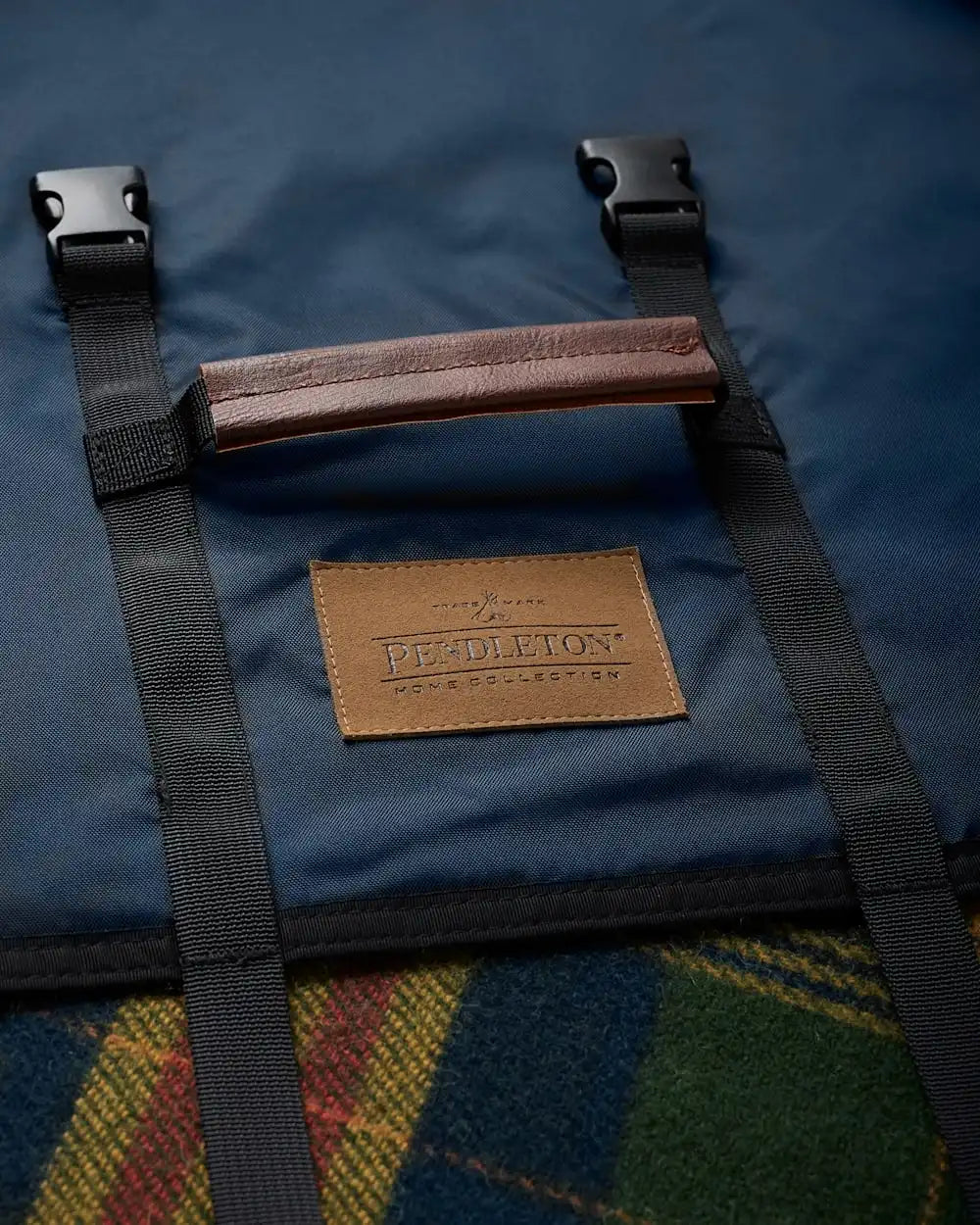ROLL-UP BLANKET