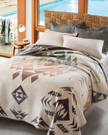 AGATE BEACH BLANKET