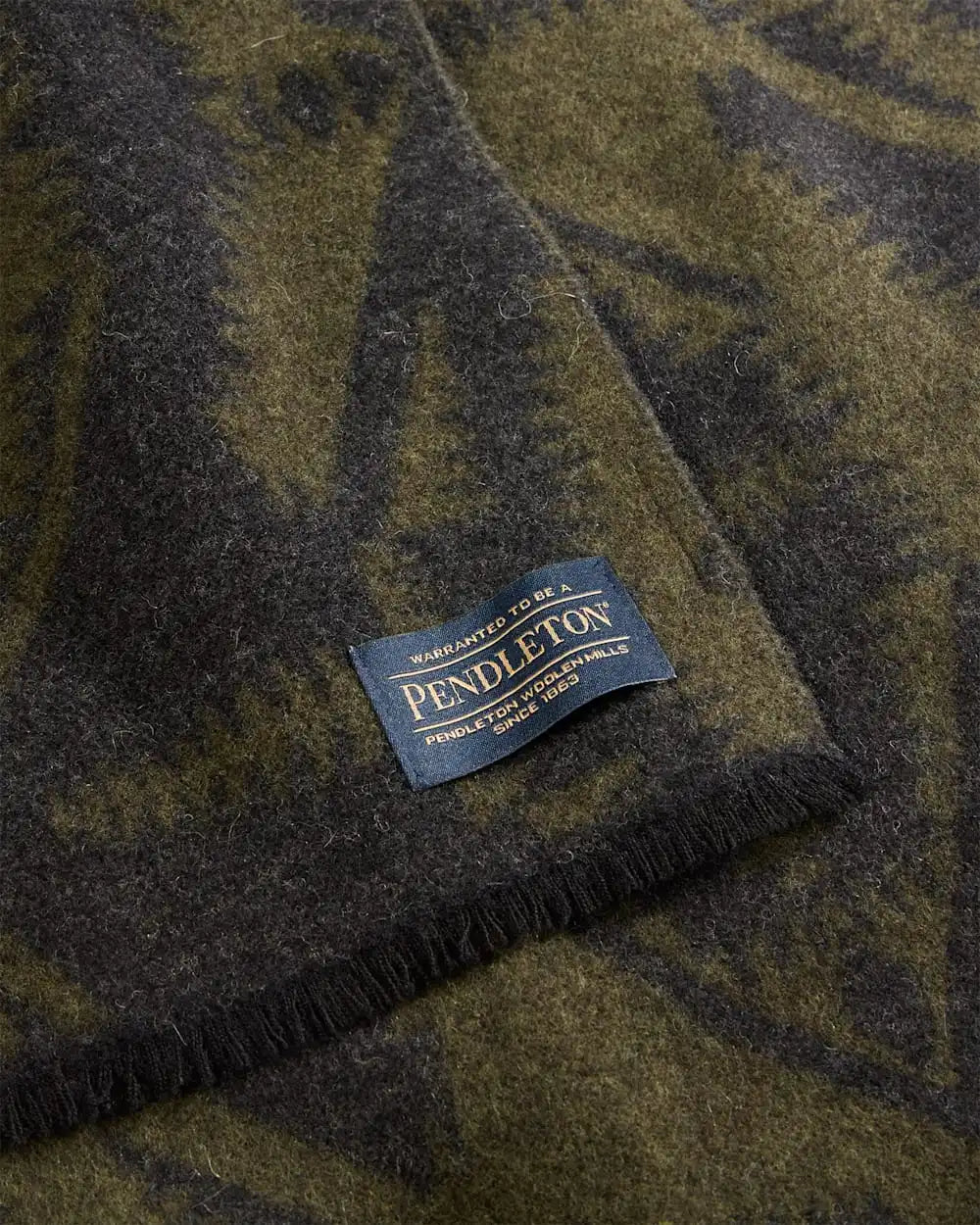MIRROR LAKE WOOL SCARF