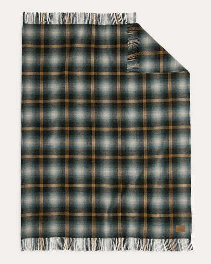 MOTOR ROBE THROW WITH LEATHER CARRIER