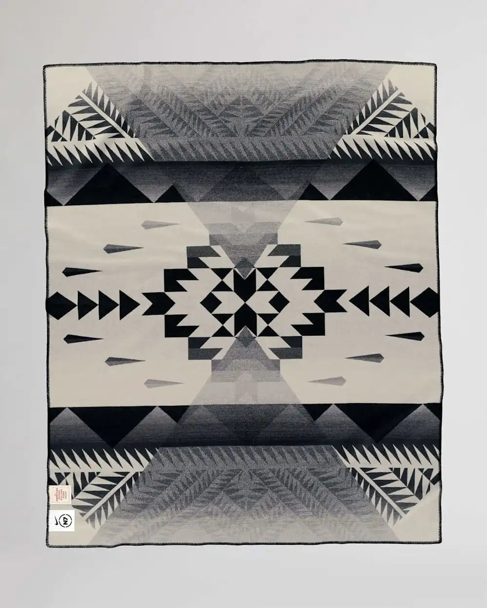 NIKE N7 SEVEN PEAKS BLANKET
