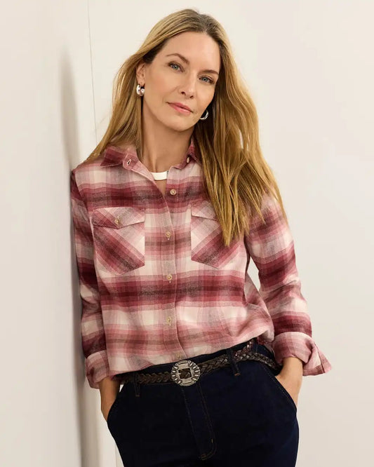 WOMEN'S PLAID PERFECT TWO POCKET FLANNEL SHIRT