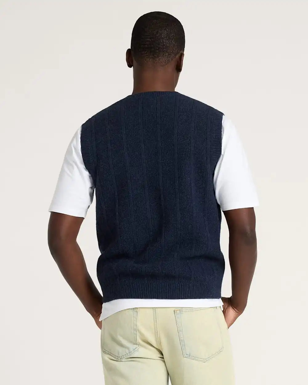 MEN'S MIXED STITCH MERINO SWEATER VEST