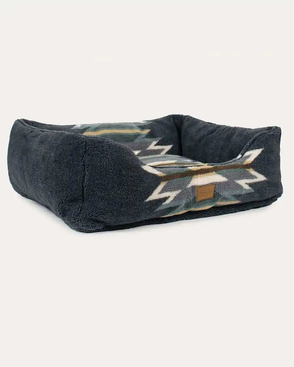 WYETH TRAIL PET BED - KUDDLER