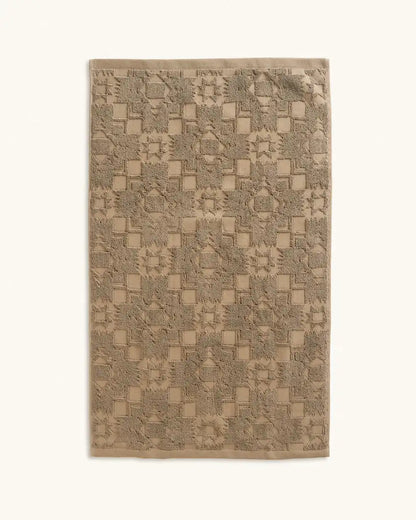 SCULPTED TOWEL COLLECTION