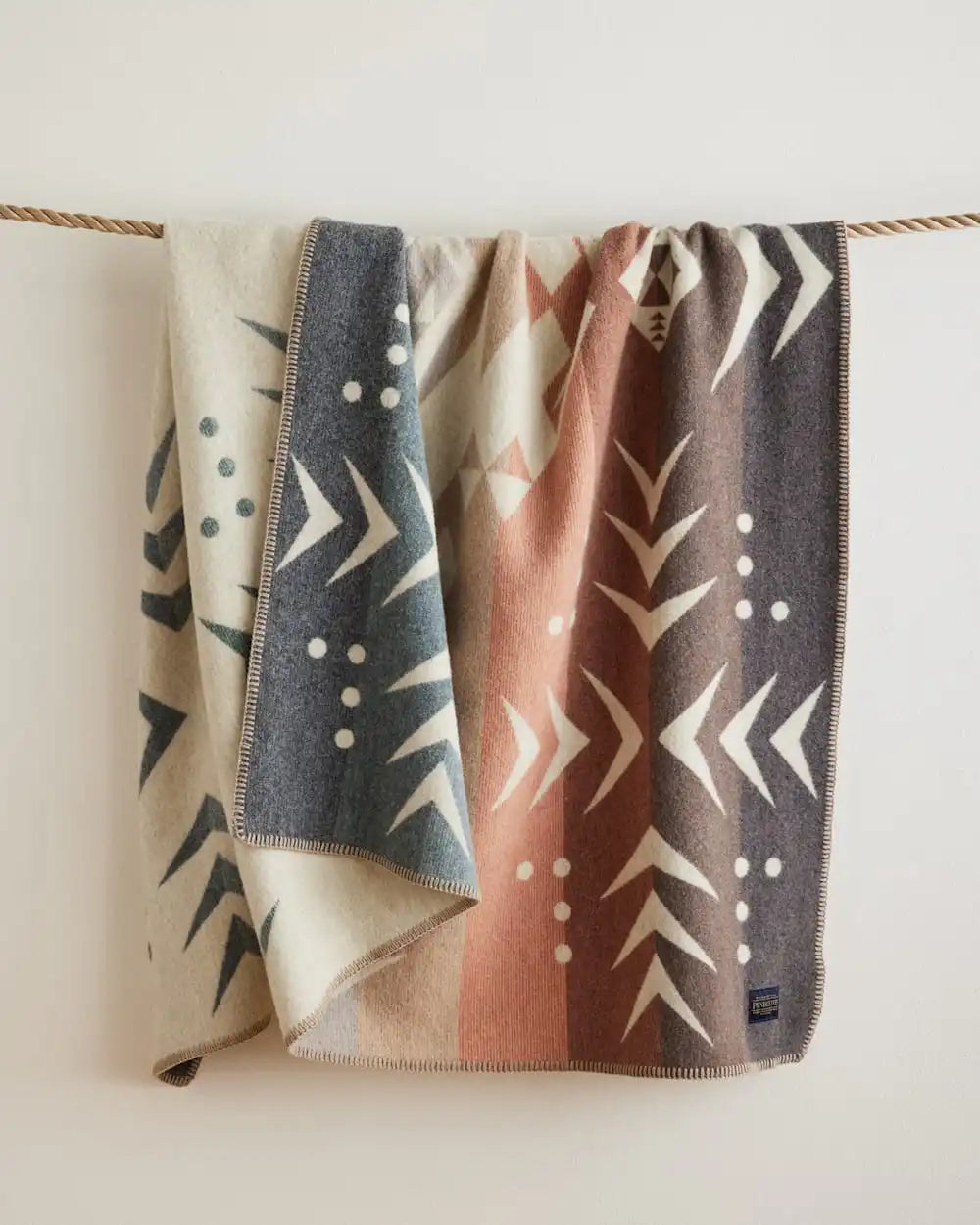 AGATE BEACH THROW