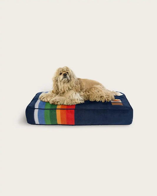 CRATER LAKE NATIONAL PARK PET BED - NAPPER