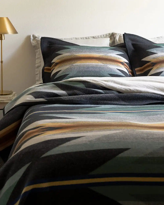 WYETH TRAIL JACQUARD BEDDING SET