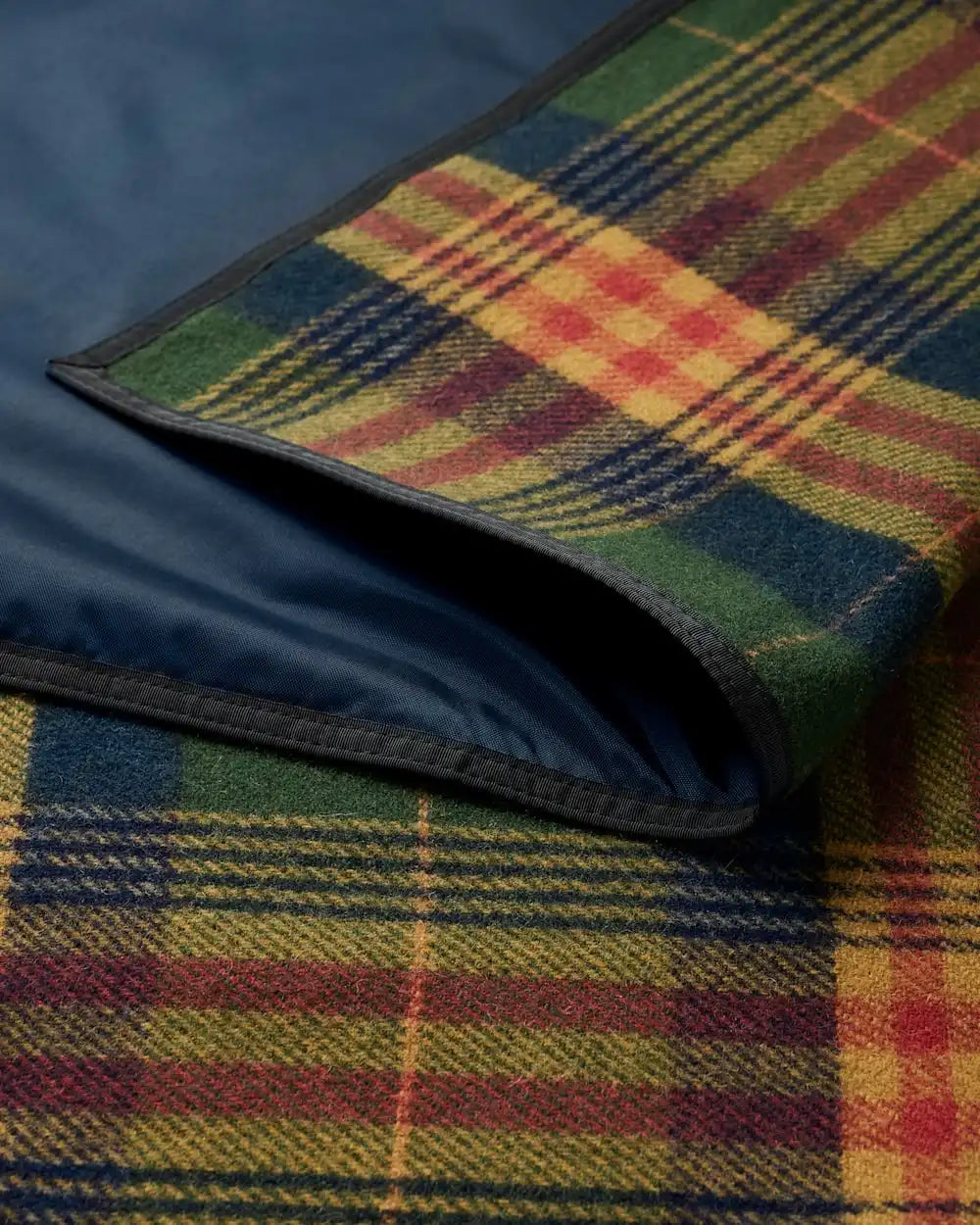 ROLL-UP BLANKET