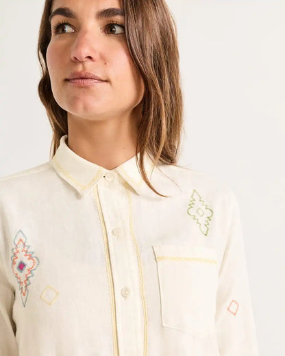 WOMEN'S EMBROIDERED PERFECT ONE POCKET SHIRT
