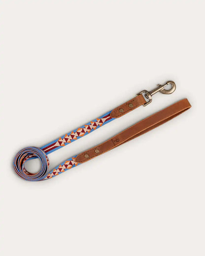 MYSTIC LAKE JACQUARD HERITAGE LEASH