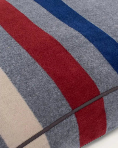 CABIN STRIPE PET BED - NAPPER