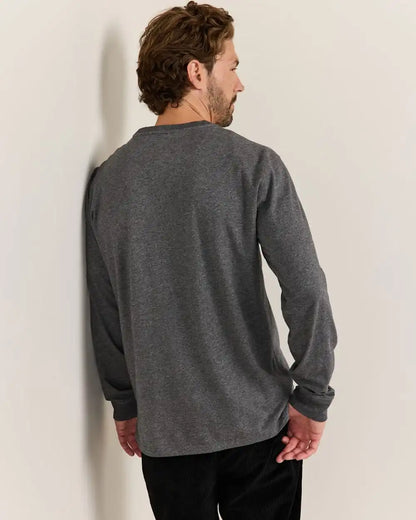 MEN'S LONG-SLEEVE DESCHUTES POCKET TEE