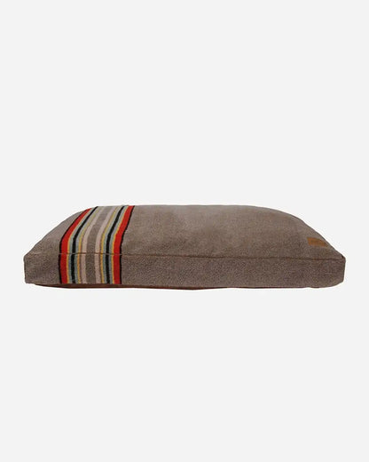 YAKIMA CAMP PET BED - NAPPER