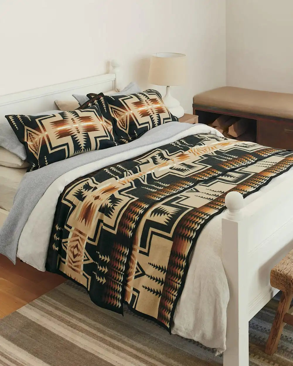 HARDING JACQUARD BEDDING SET