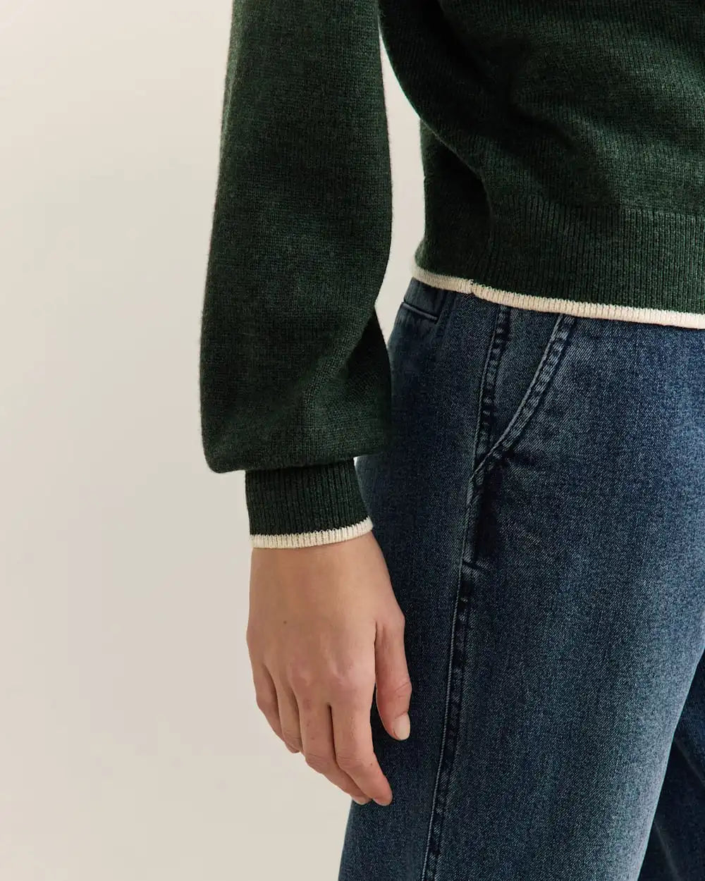 WOMEN'S MERINO SWEATER