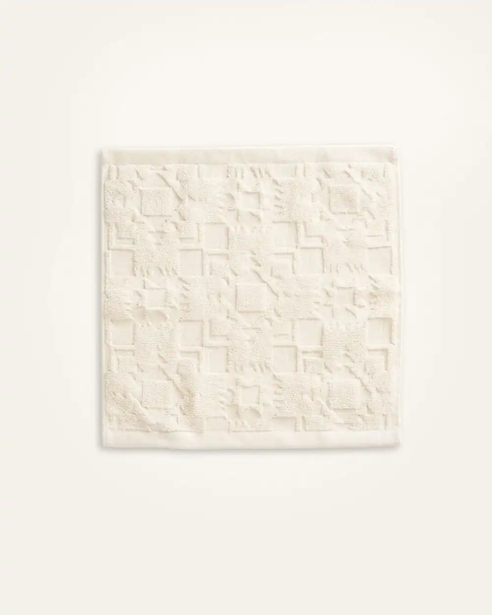SCULPTED TOWEL COLLECTION