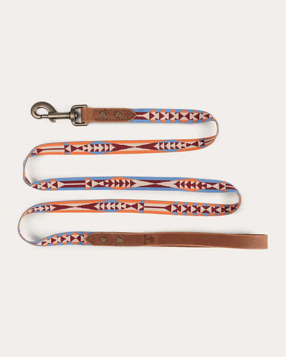 MYSTIC LAKE JACQUARD HERITAGE LEASH