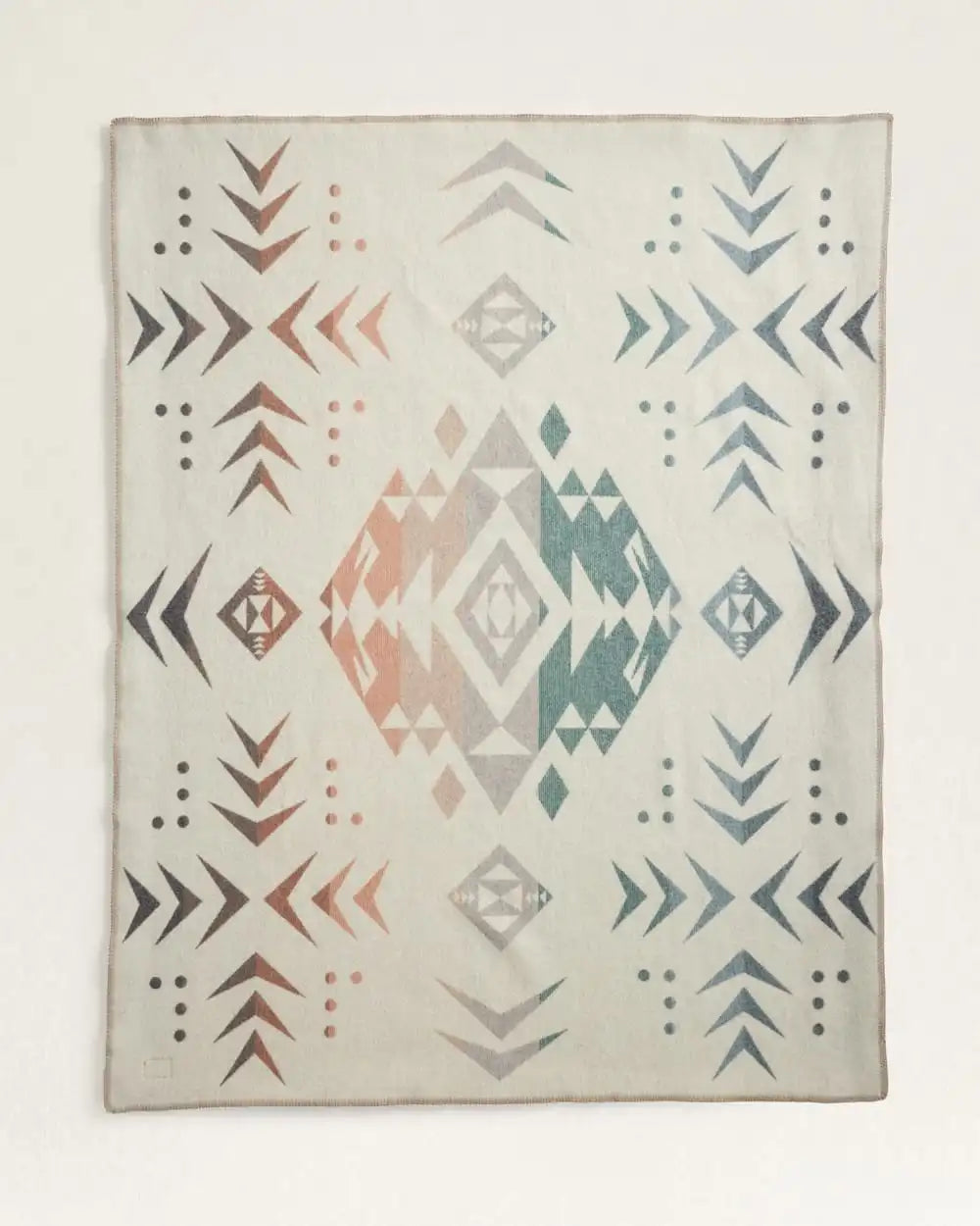 AGATE BEACH THROW