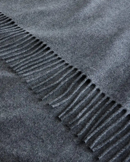 SOLID 5TH AVENUE MERINO THROW