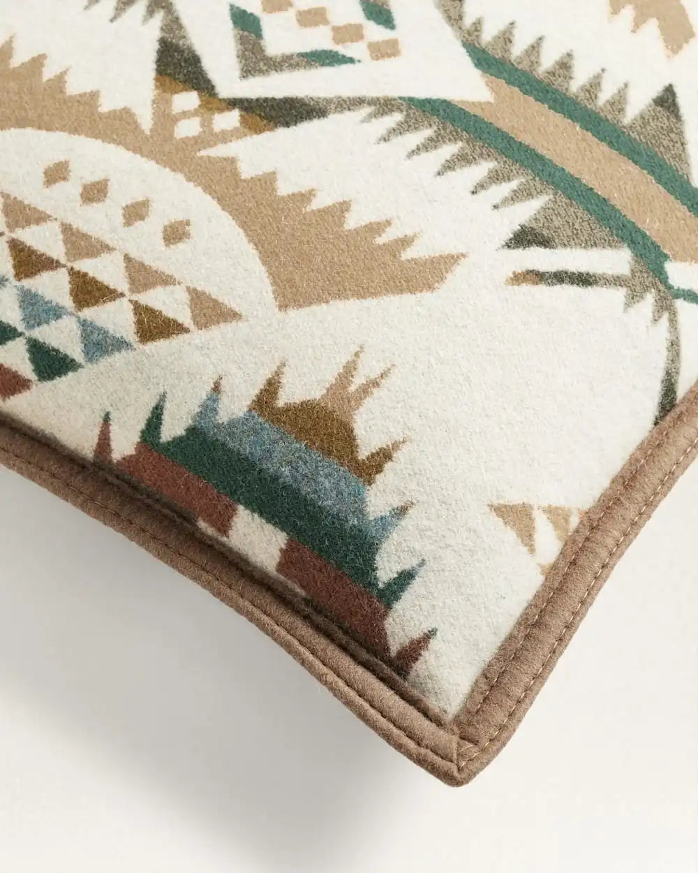 NEHALEM PILLOW