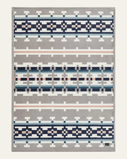 PLUSH REVERSIBLE THROW
