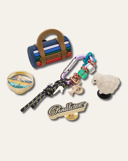 CROCS X PENDLETON 5 PACK JIBBITZ