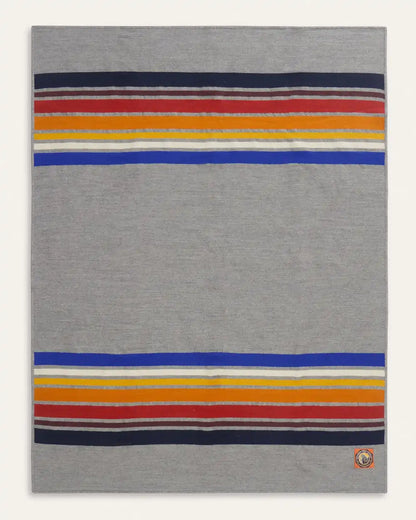 YOSEMITE NATIONAL PARK THROW WITH CARRIER