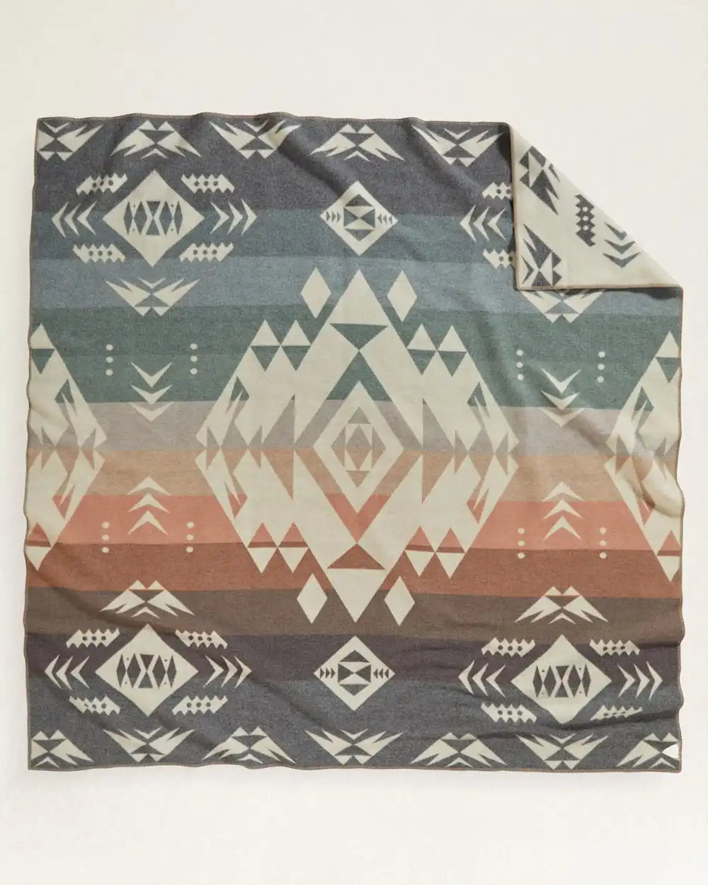 AGATE BEACH BLANKET