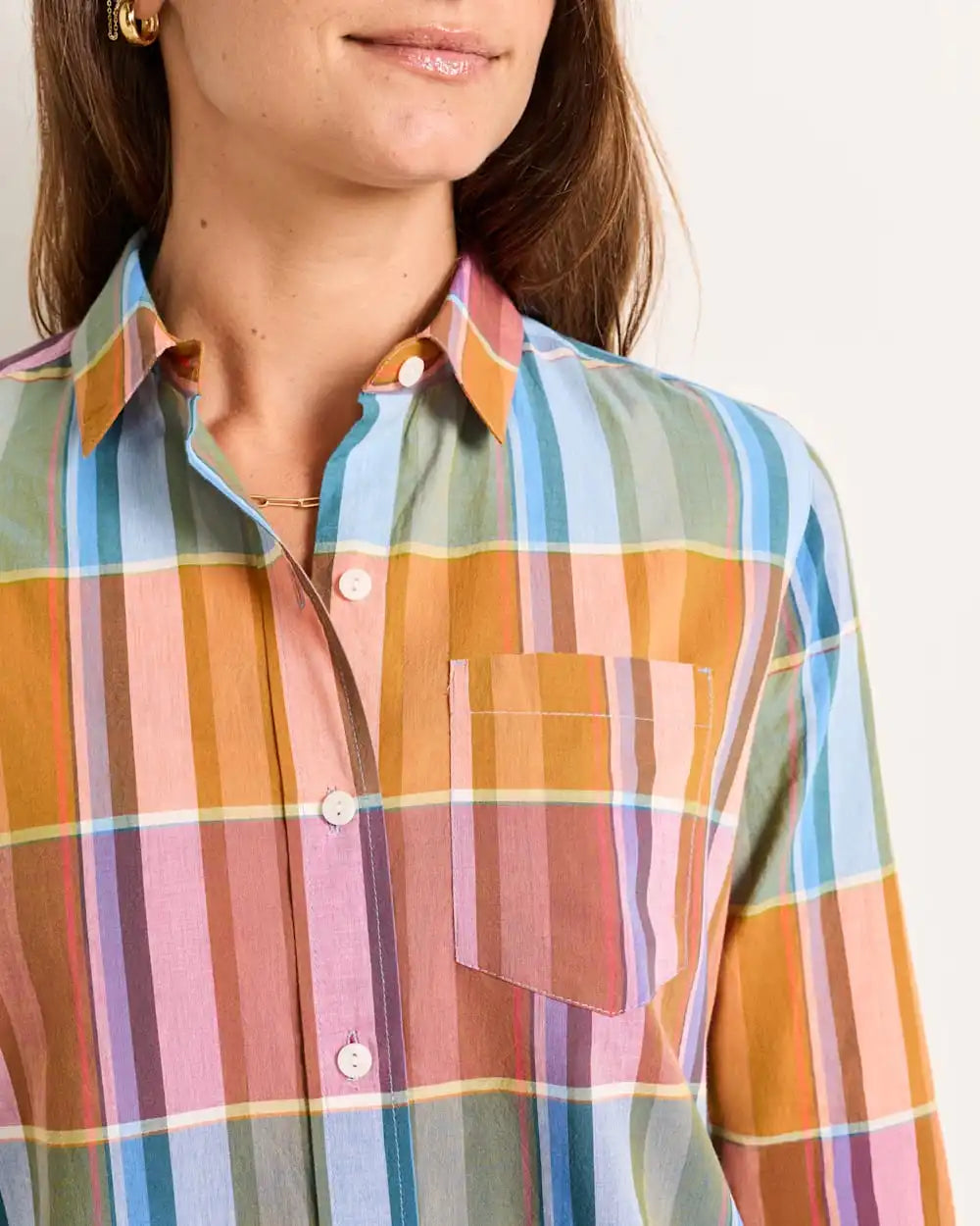 WOMEN'S PLAID PERFECT ONE POCKET PLAID SHIRT