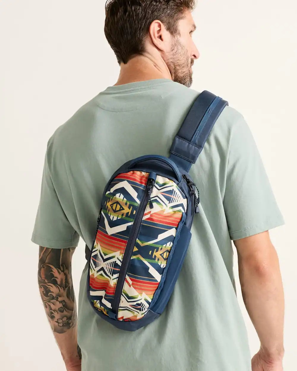 CREEKSIDE EXPLORER SLING BACKPACK