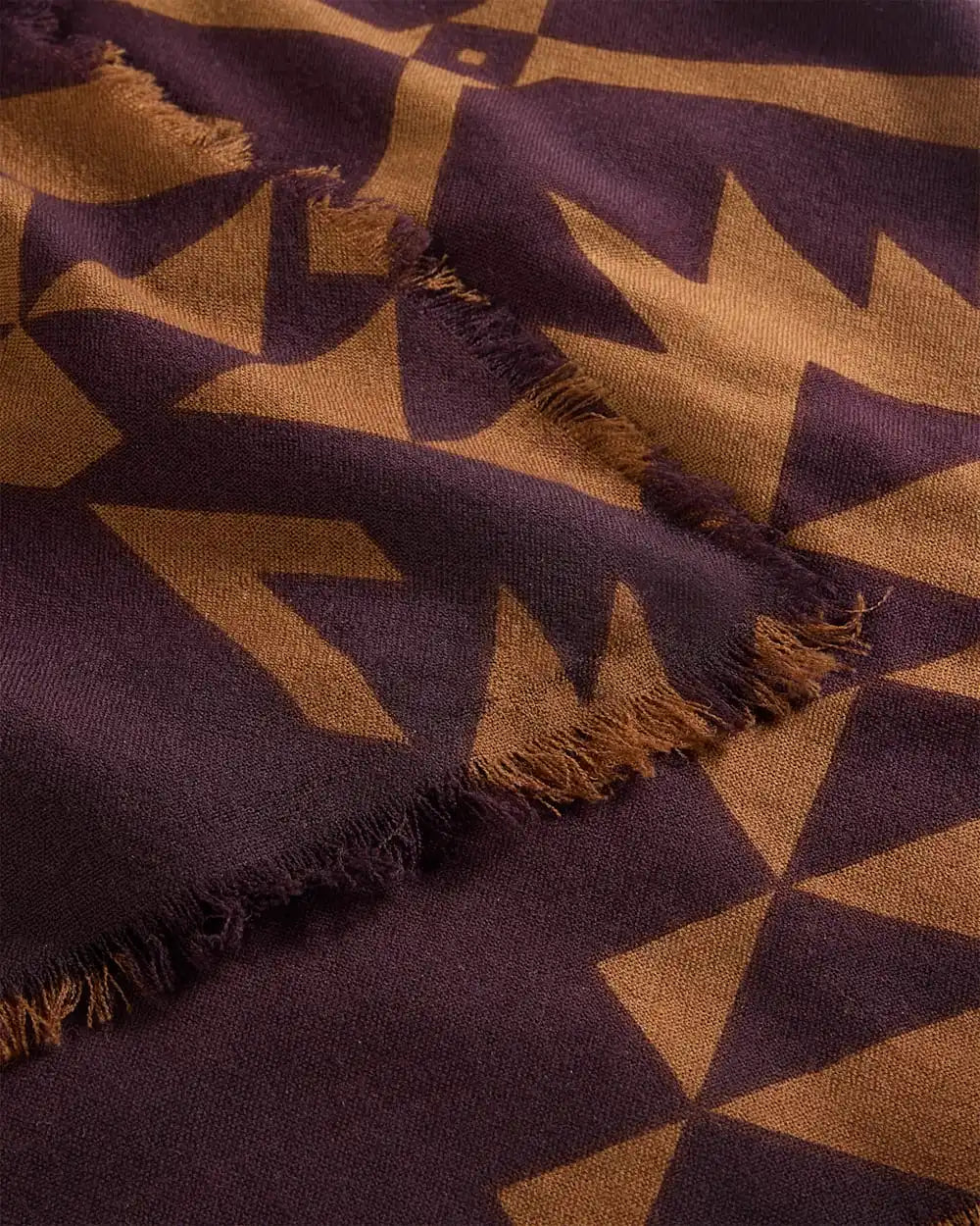 ECHO BAY FEATHERWEIGHT WOOL SCARF